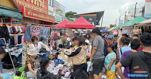 Soho Walking Street ถนนคนเดินโซโห ตลาดชัชวาลคลอง 7